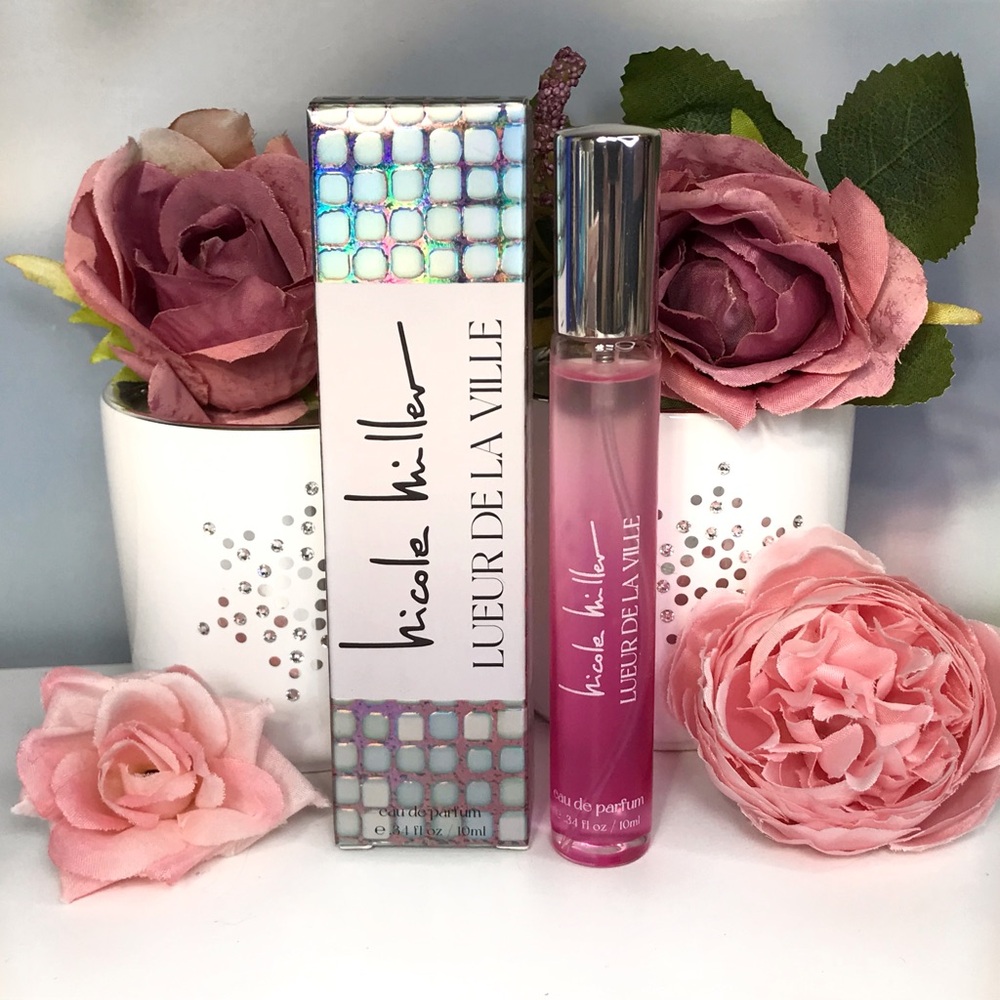 🟢3/$19 Nicole Miller Lueur De La Ville ÈDP Travel Spray FRUITY FLORAL 10mL *BNIB